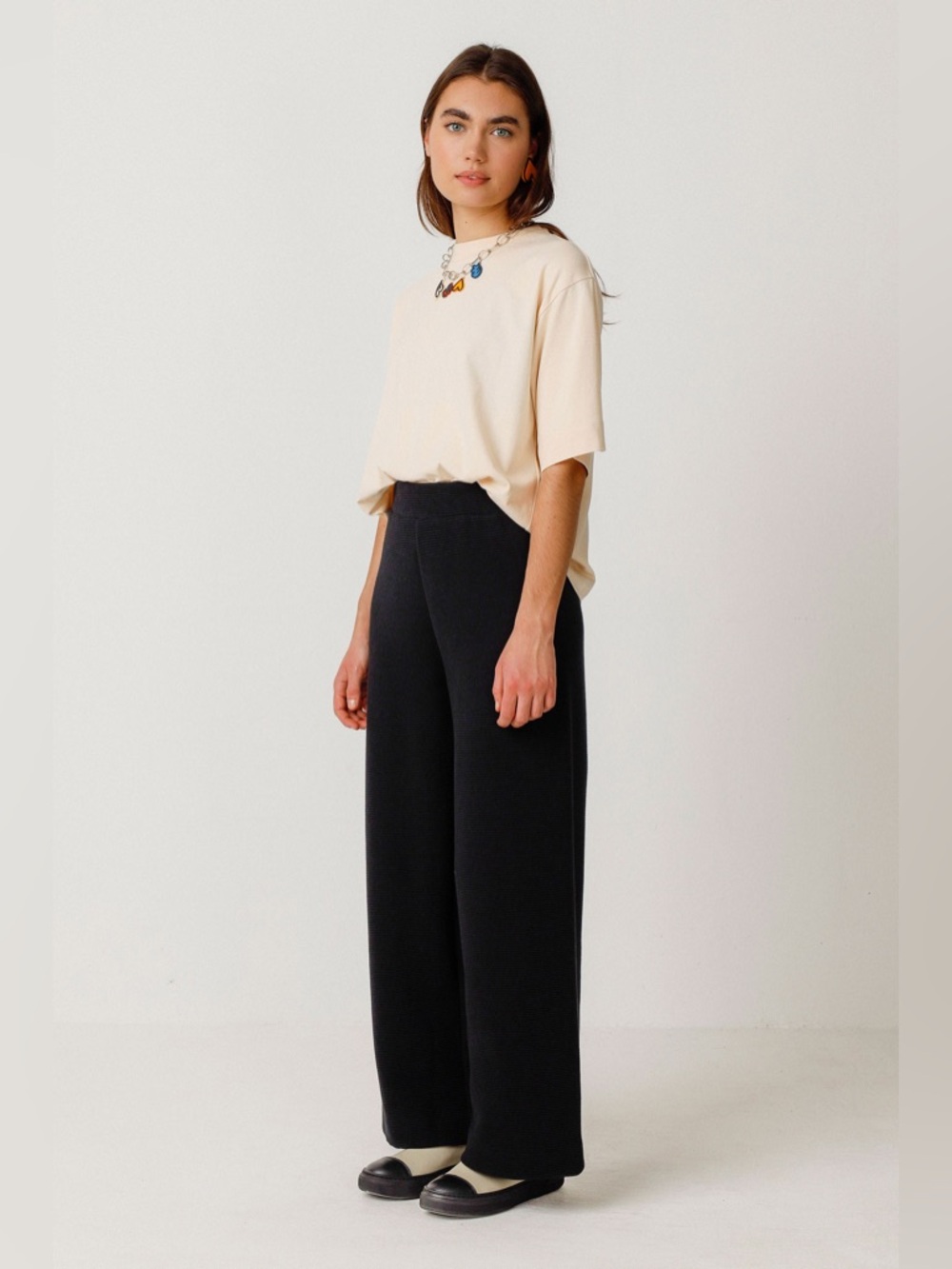 SKFK ASUA GOTS High-Rise Straight-Leg Pants in Black Organic Cotton size 6 - Picture 2 of 4